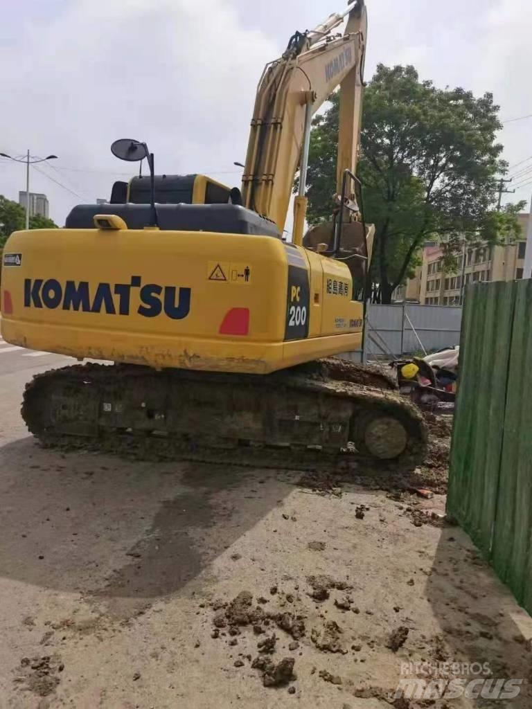 Komatsu pc200-8 대형 굴삭기 29톤 이상