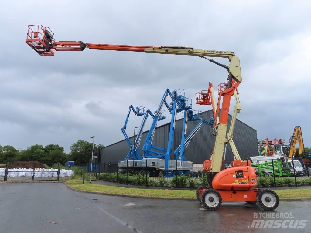JLG 600 AJ 관절형 전동이동 리프트