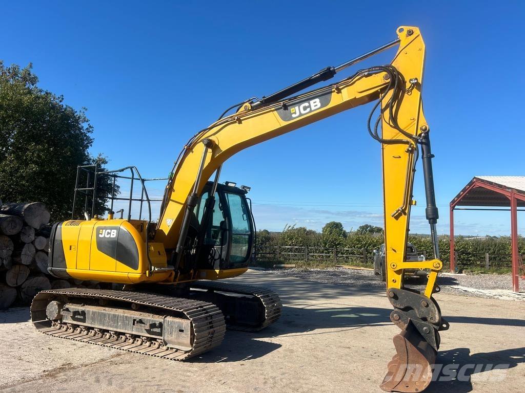 JCB JS 130 LC 대형 굴삭기 29톤 이상