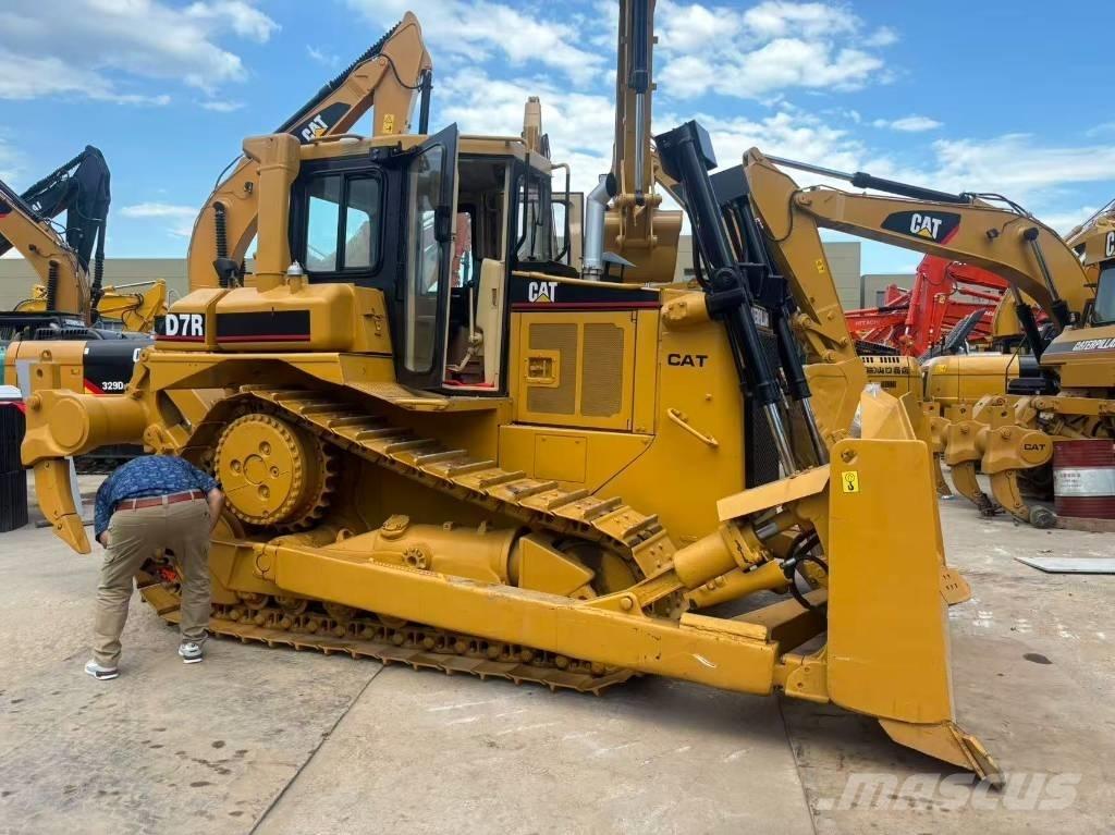 CAT D 7 R 크롤러 도저