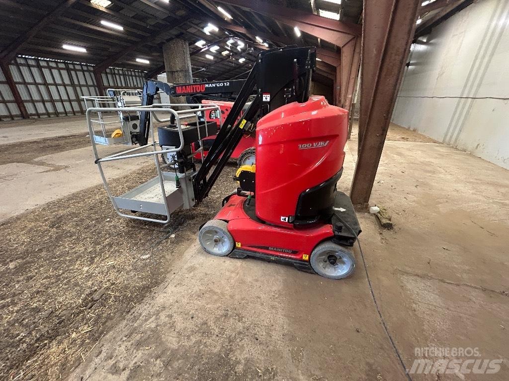 Manitou 100 VJR 인원/화물 앨리베이터