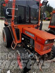Kubota L 245 소형 트랙터