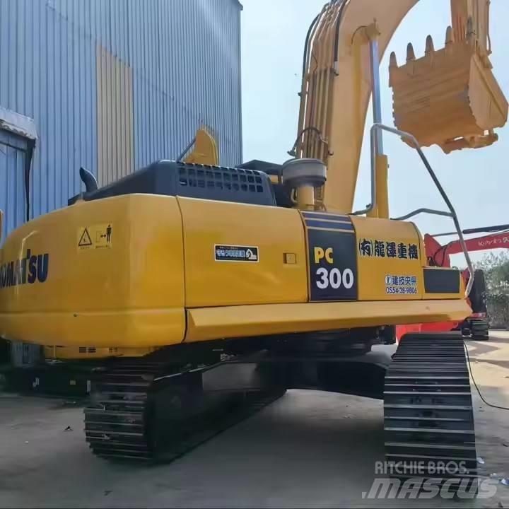 Komatsu PC300 대형 굴삭기 29톤 이상