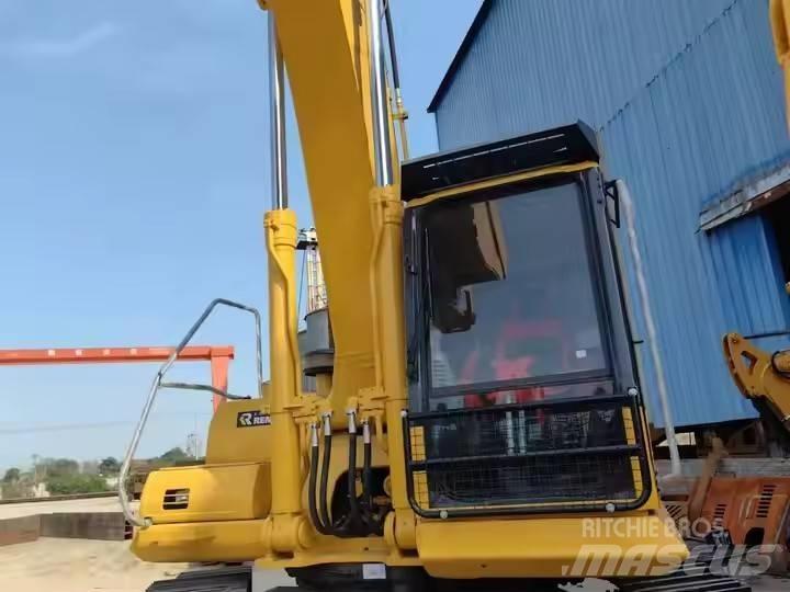 Komatsu PC300 대형 굴삭기 29톤 이상