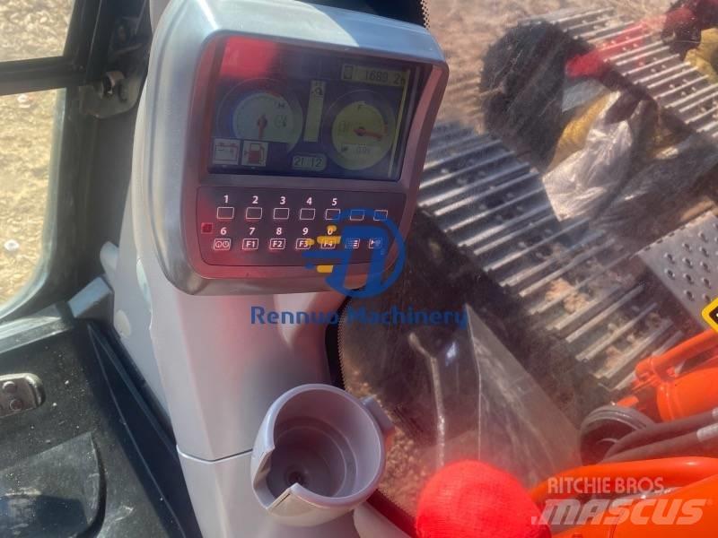 Hitachi ZX 240 대형 굴삭기 29톤 이상