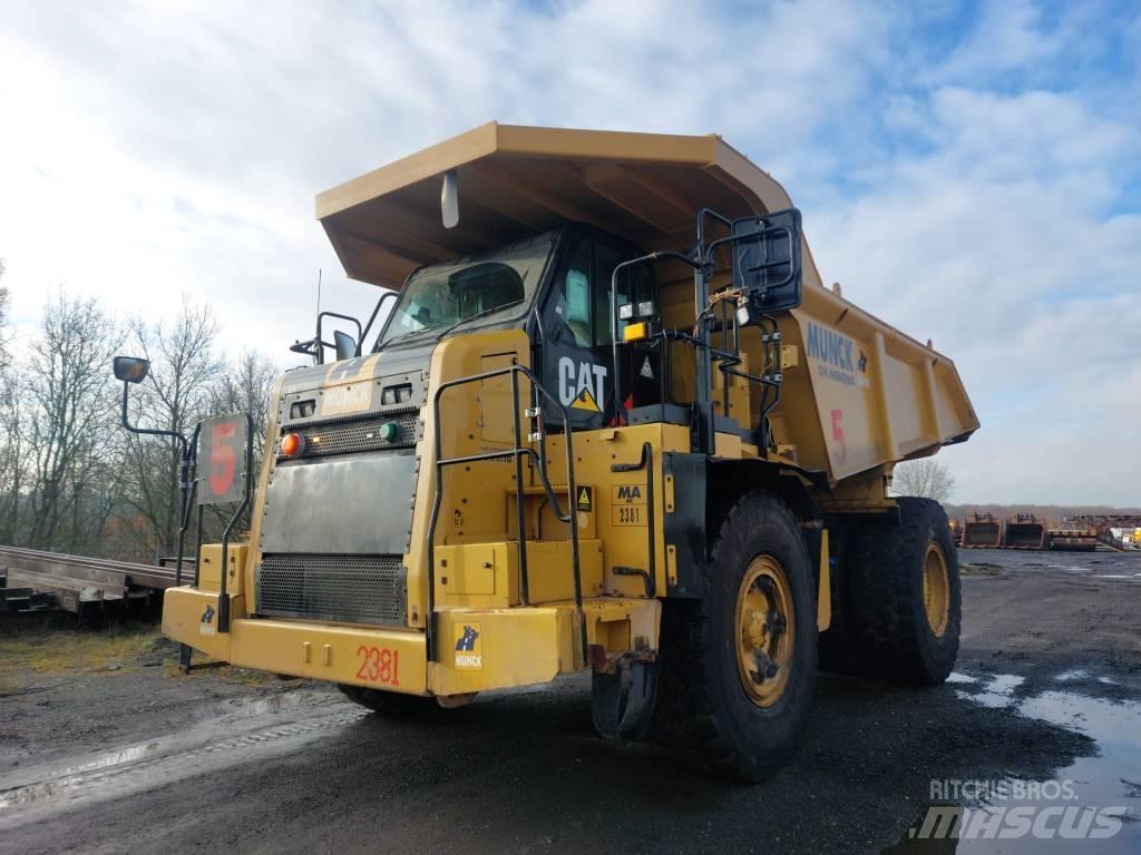 CAT 772G 건설현장 덤프트럭
