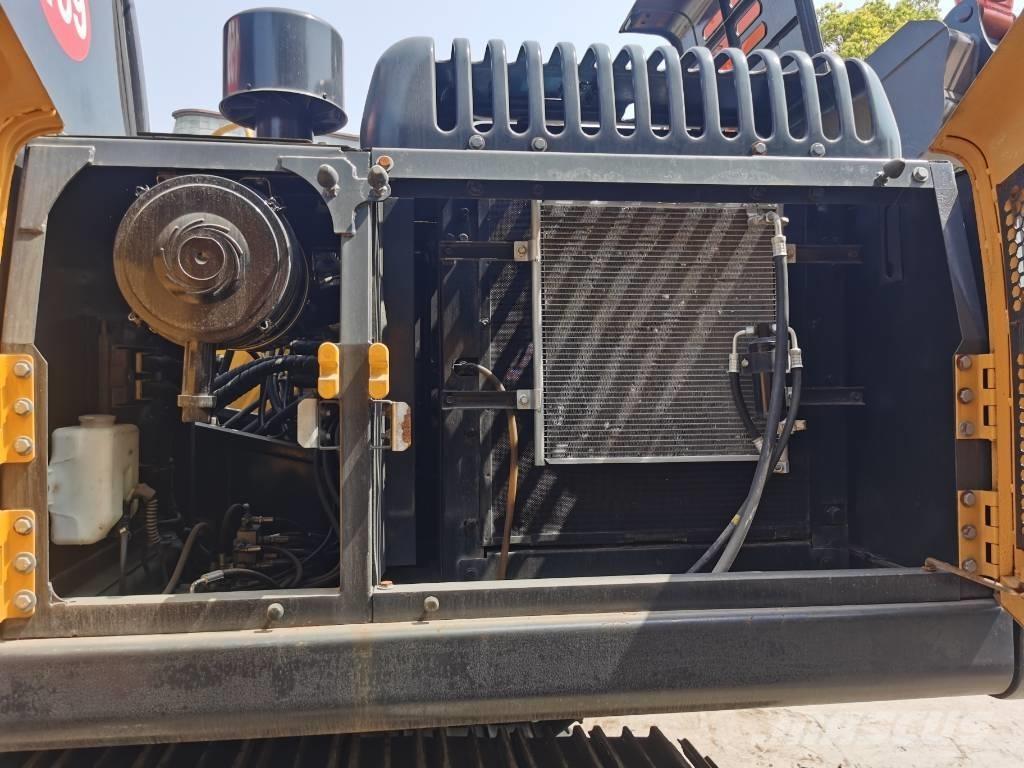 Volvo EC 220 대형 굴삭기 29톤 이상