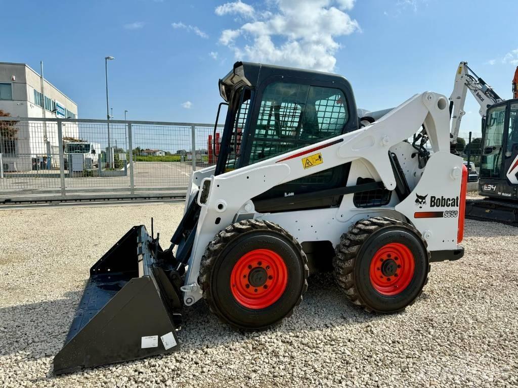 Bobcat S 650  스키드로더