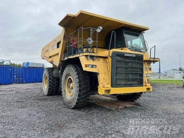 Komatsu HD 605-7EO 초대형 덤프 트럭