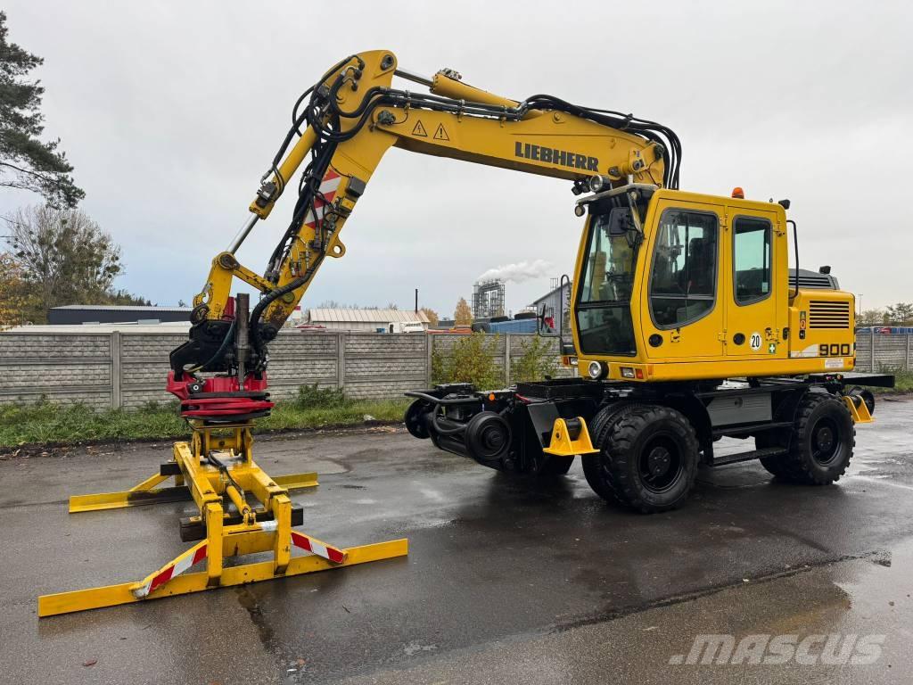 Liebherr A 900 C ZW  휠 굴삭기
