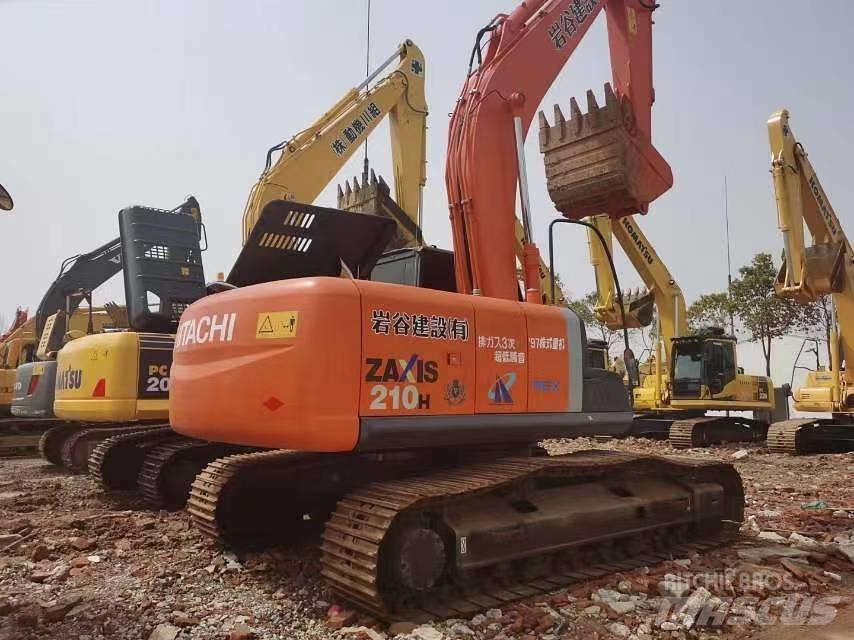 Hitachi ZX 210 대형 굴삭기 29톤 이상