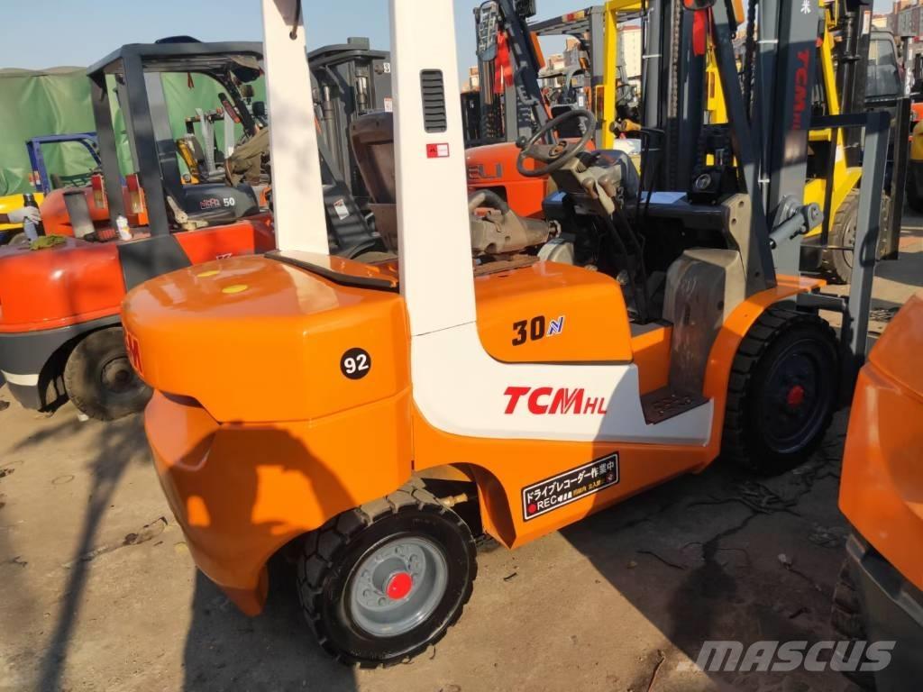 TCM FD30 디젤 지게차