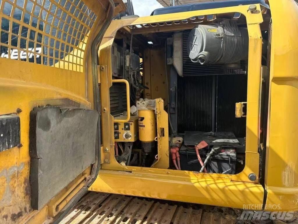 CAT 312 D 대형 굴삭기 29톤 이상