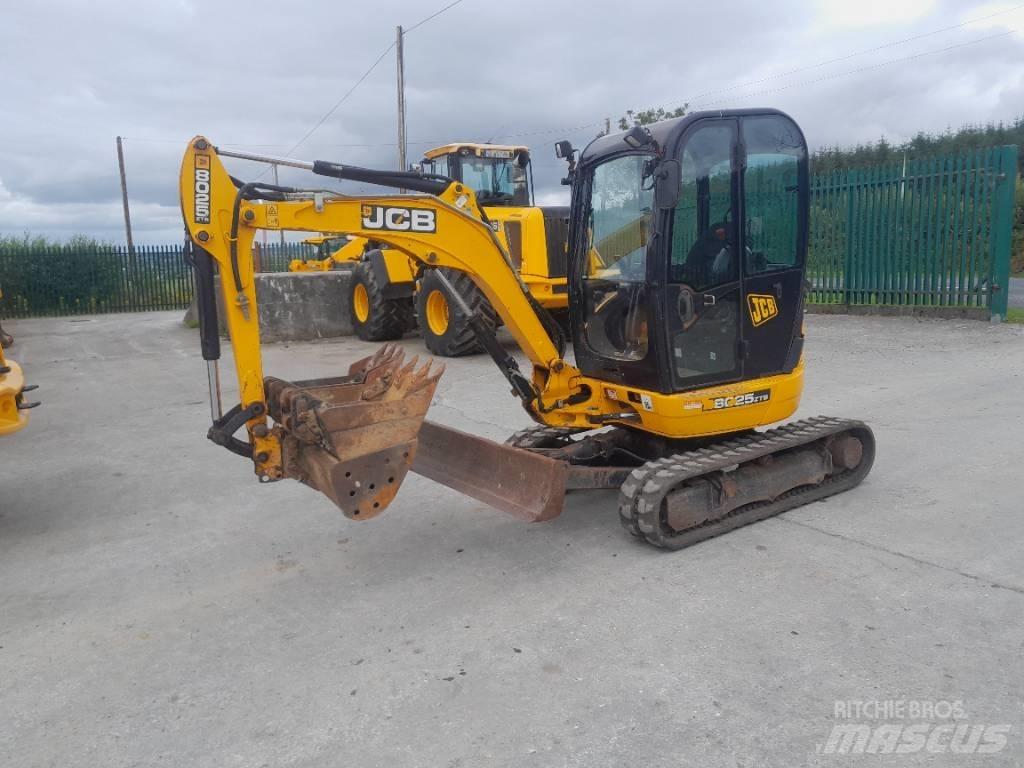 JCB 8025 소형 굴삭기 7톤 미만