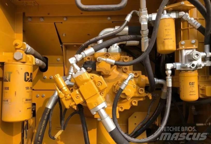 CAT 336D2 대형 굴삭기 29톤 이상
