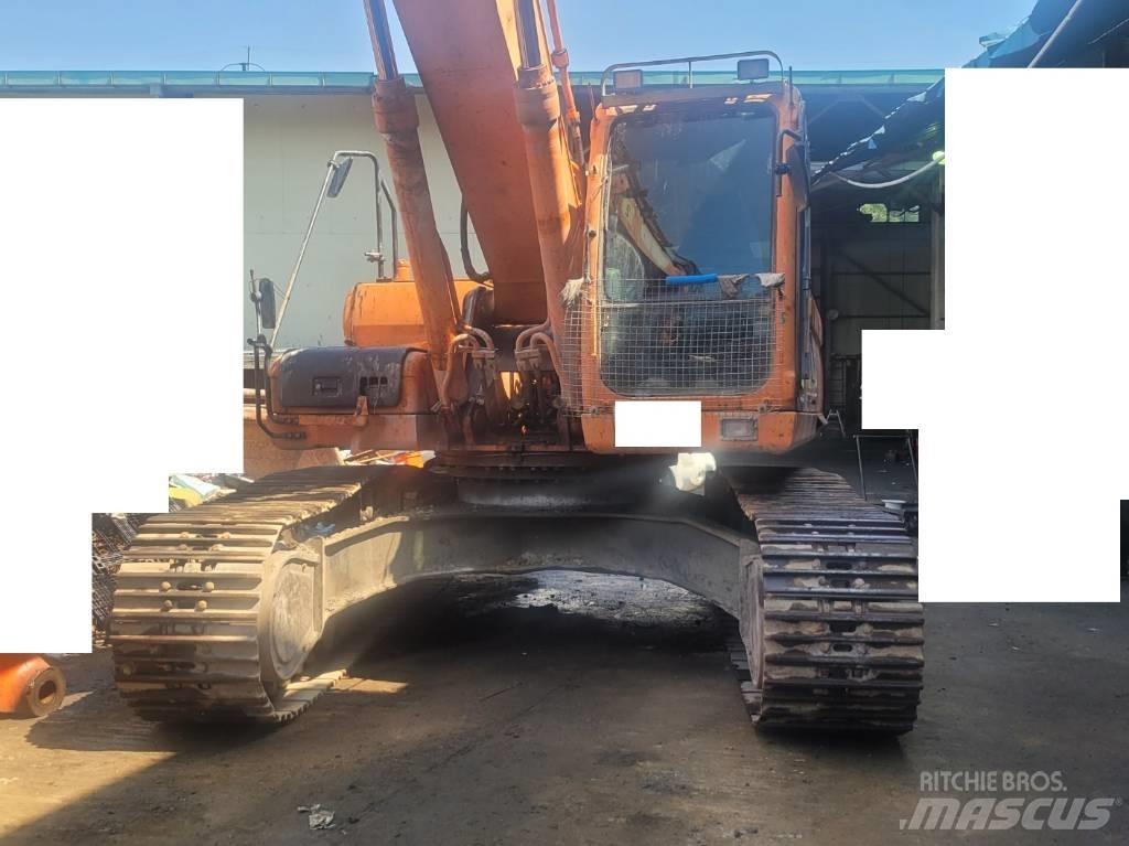 Doosan DX 300 LCA 대형 굴삭기 29톤 이상