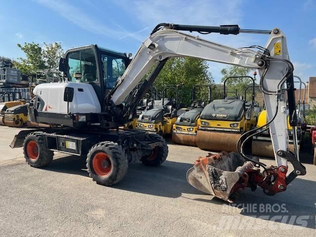 Bobcat E 57 W  휠 굴삭기
