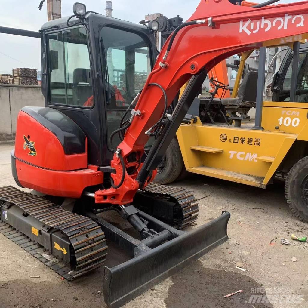 Kubota U35 소형 굴삭기 7톤 미만