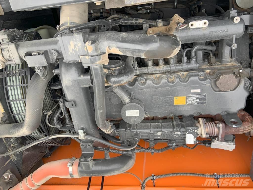 Doosan DX 225 LC-5 대형 굴삭기 29톤 이상
