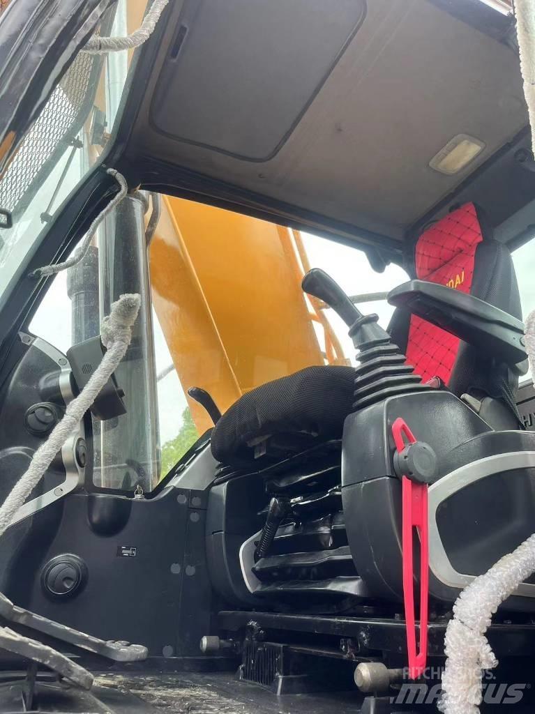 Hyundai R 305LC-9S 대형 굴삭기 29톤 이상