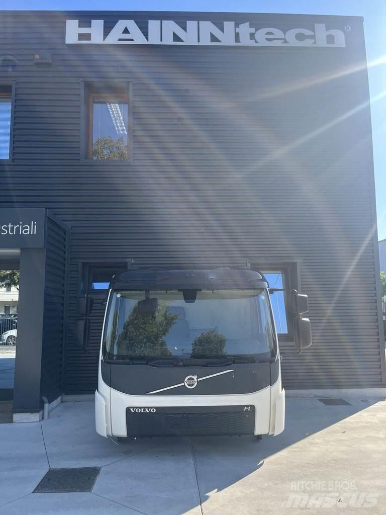 Volvo Day Cab 캐빈 및 인테리어