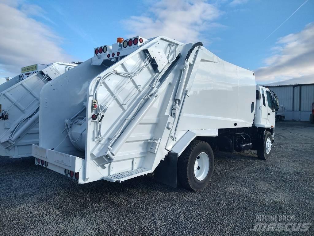 Mitsubishi Fuso 폐기물 수거 트럭