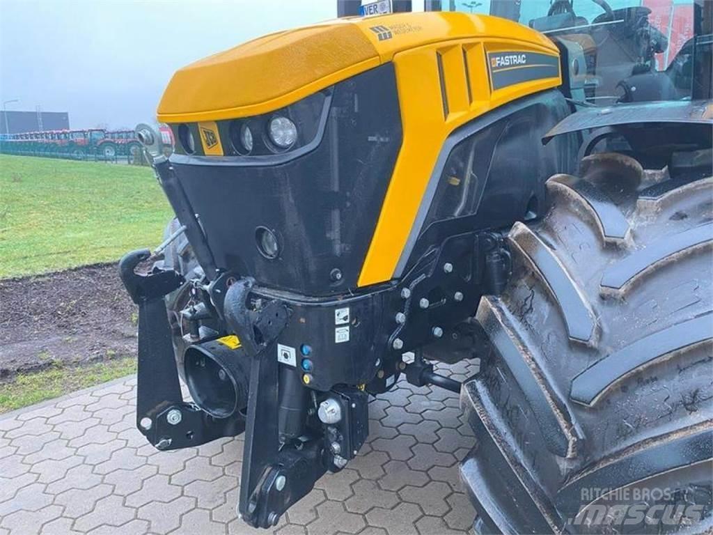 JCB 4220 ICON 트랙터