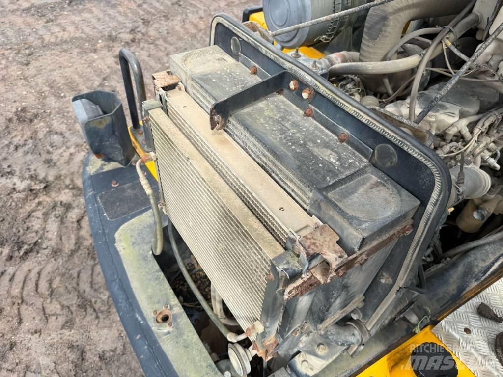 JCB 722 연결식 홀러