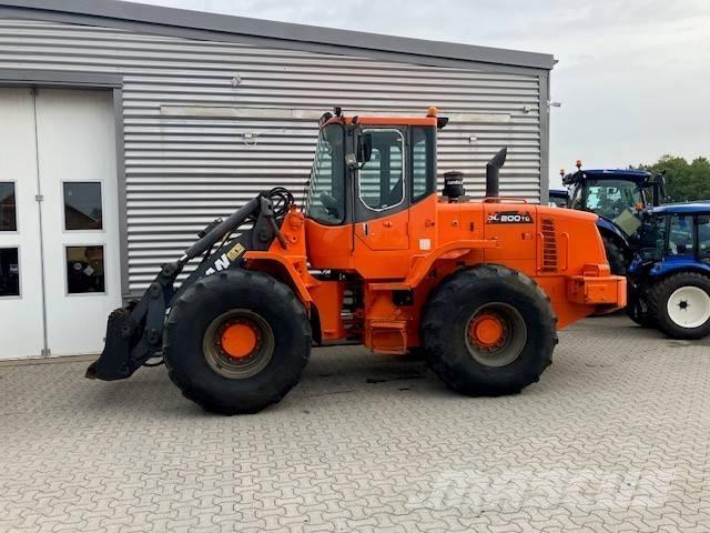 Doosan DL 200 TC  휠로우더