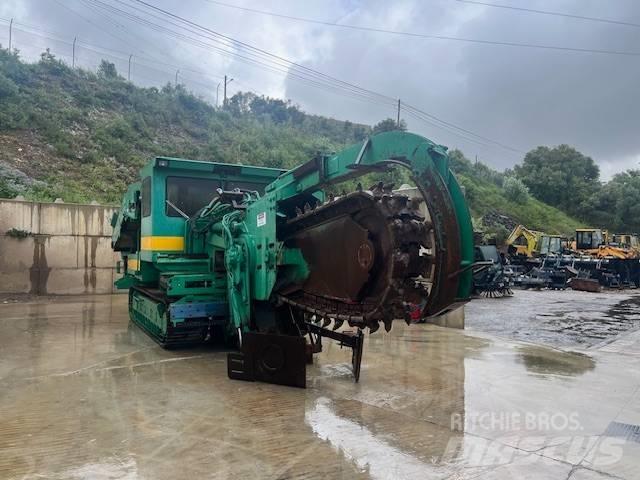 Vermeer T658 트렌처