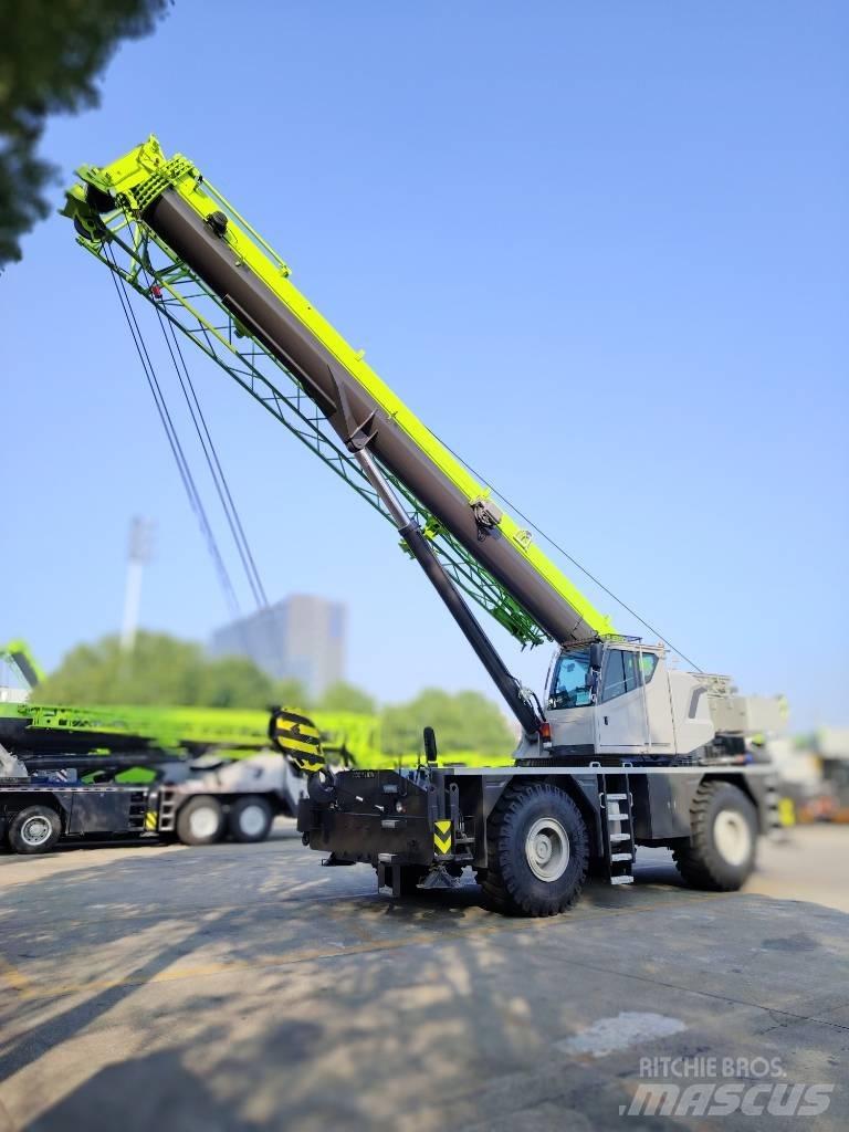 Zoomlion ZRT 600 A/T 크레인