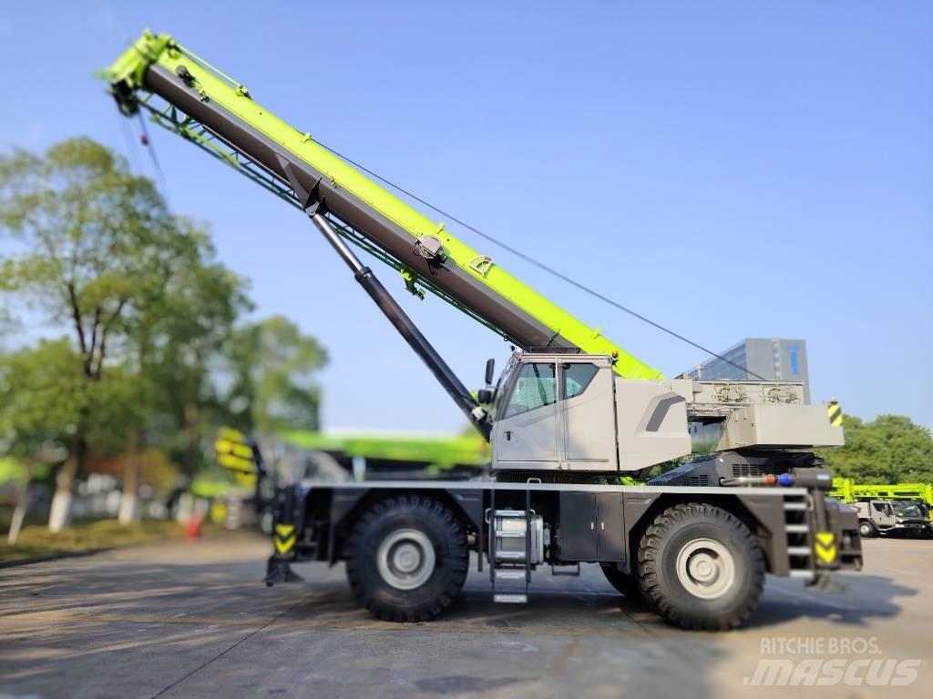 Zoomlion ZRT 600 A/T 크레인