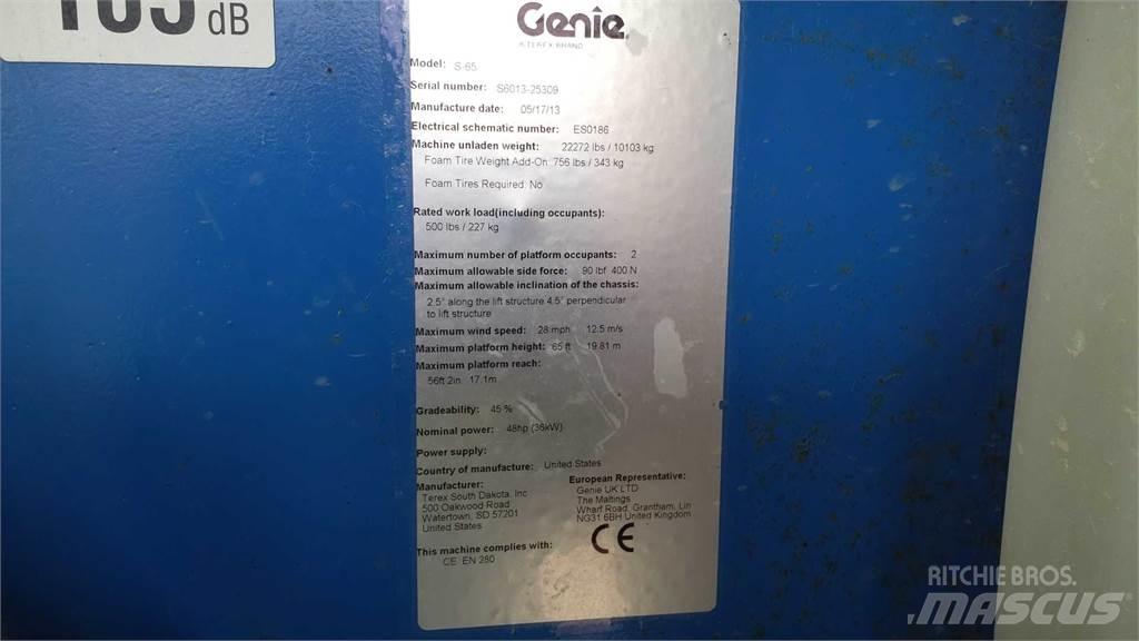 Genie S65 견인식 전동이동 리프트