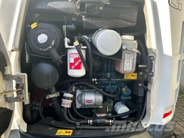 Bobcat E 20 소형 굴삭기 7톤 미만