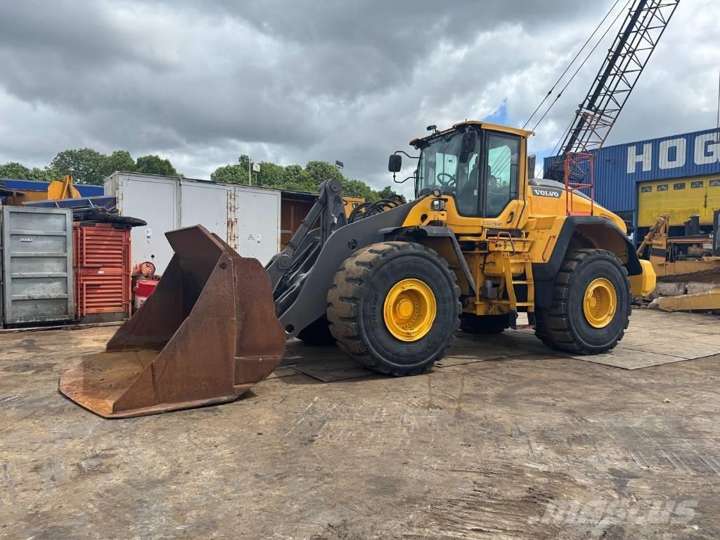 Volvo L 220 H  휠로우더