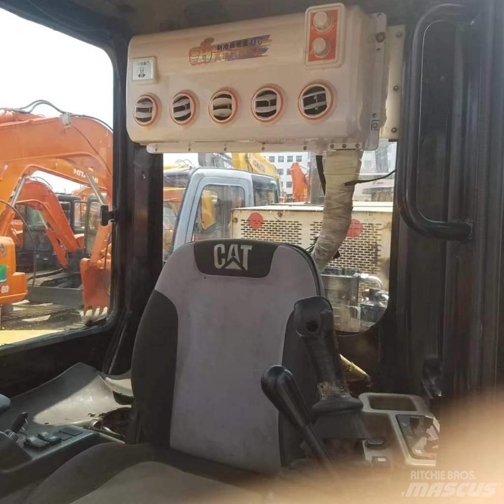 CAT 304 C CR 소형 굴삭기 7톤 미만