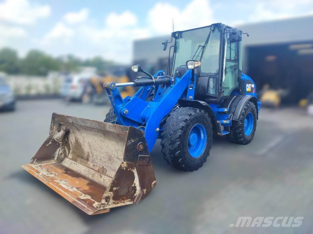 CAT 908 M  휠로우더