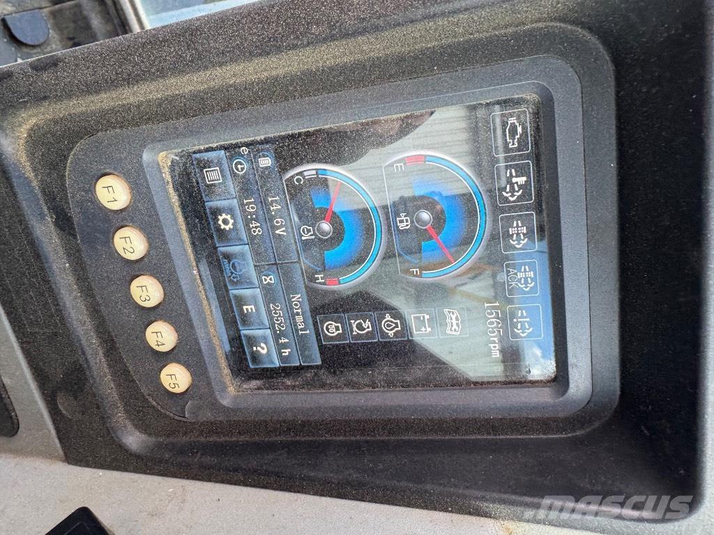 Sunward SWE90UF 중형굴삭기 7톤-28톤