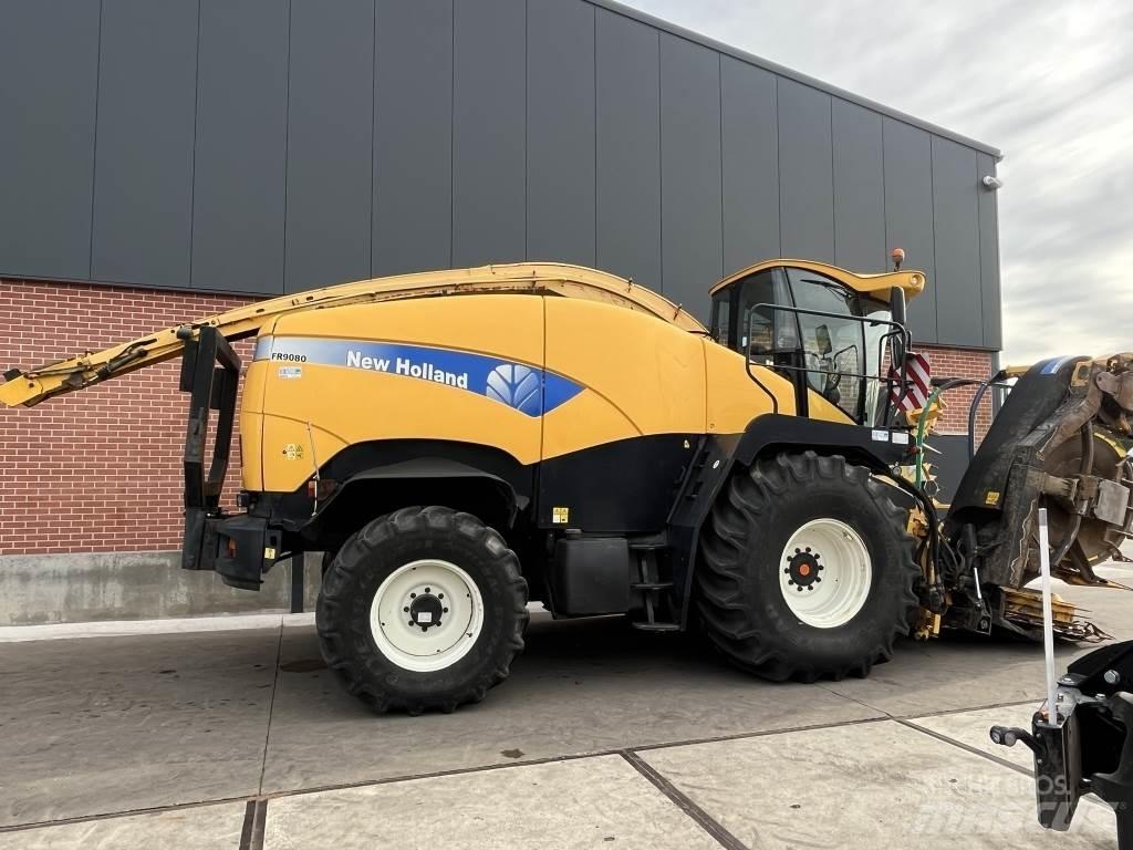 New Holland FR9080 자동 초지기계