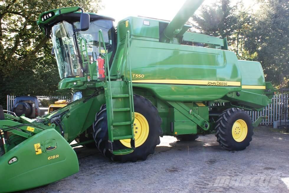 John Deere T 550 콤바인 수확기