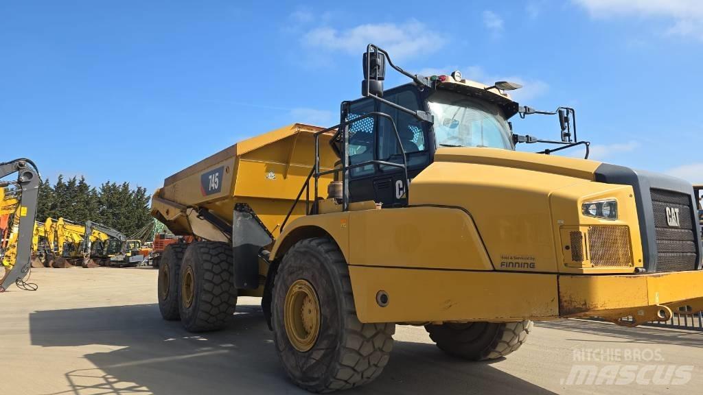 CAT 745 연결식 홀러