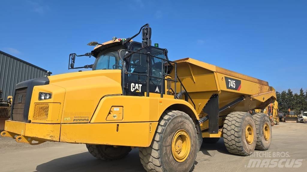 CAT 745 연결식 홀러