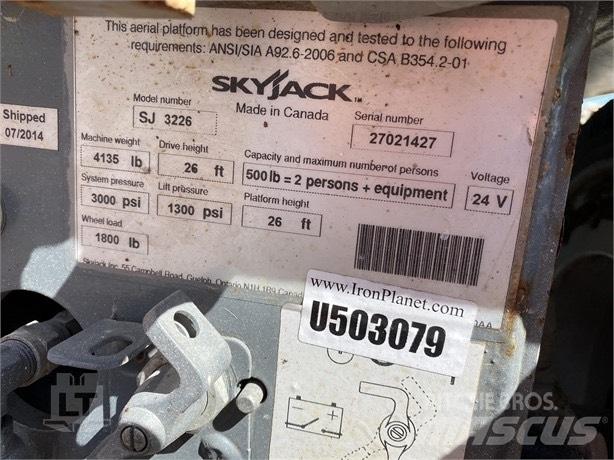 SkyJack SJ III 3226 가위형 리프트