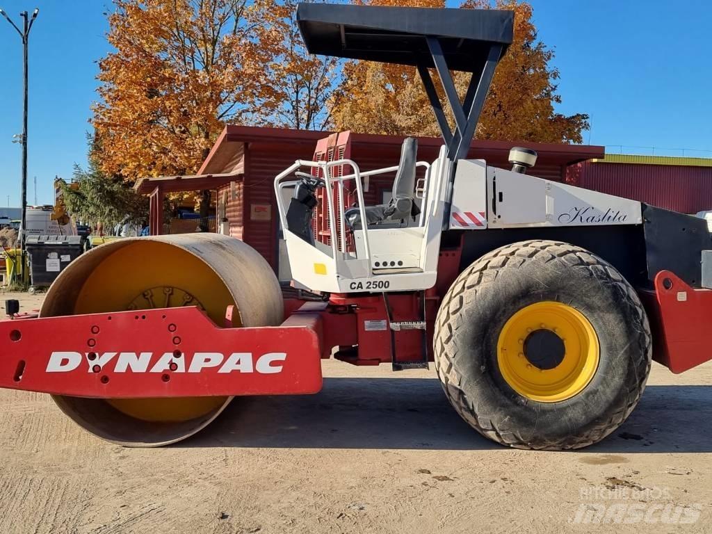 Dynapac CA 2500 싱글 드럼 롤러