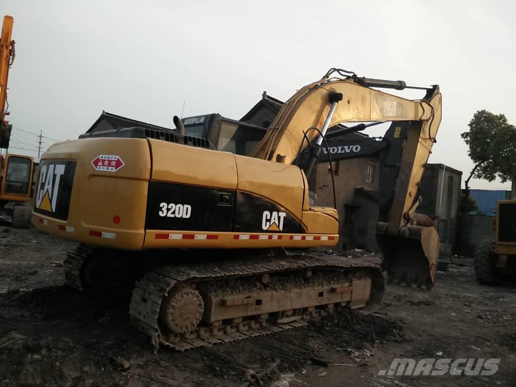 CAT 320 D 대형 굴삭기 29톤 이상