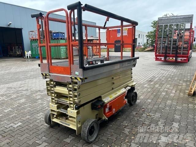 JLG 3246 ES 가위형 리프트