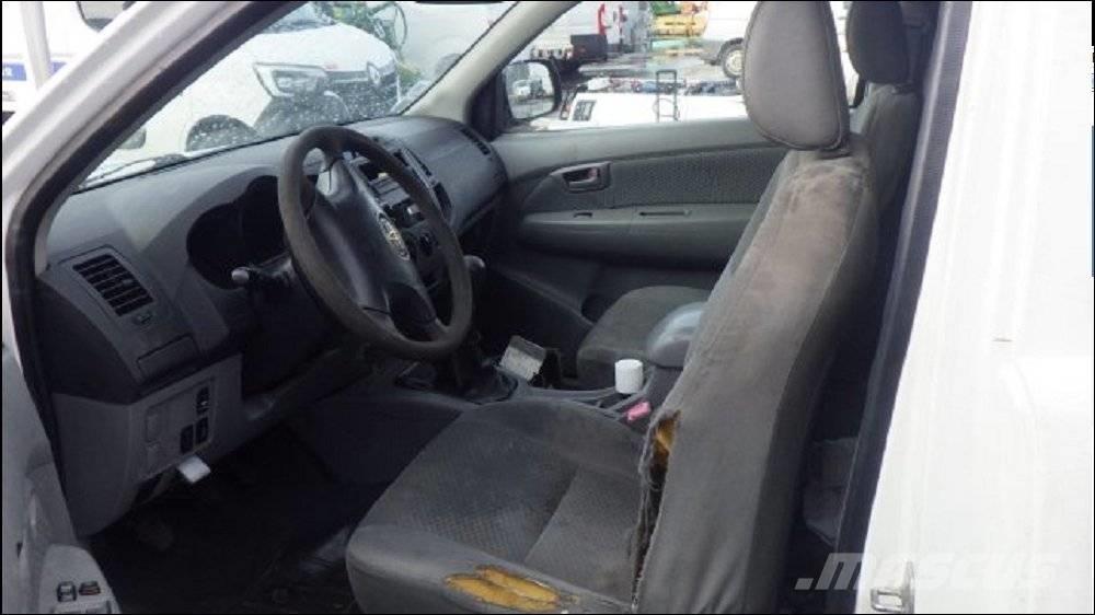Toyota Hilux 픽업/드롭사이드
