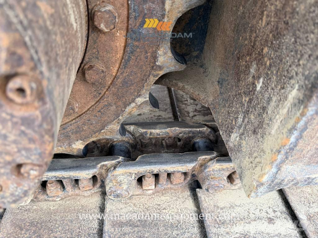 Komatsu PC 130 LC-8 대형 굴삭기 29톤 이상