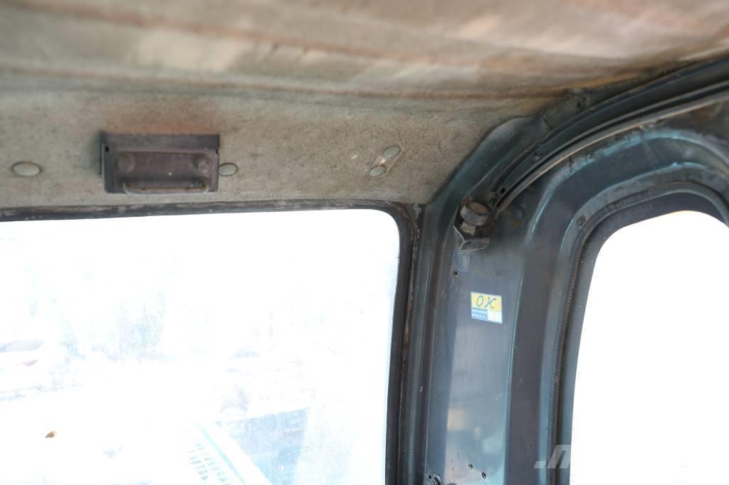 Kobelco SK 210-8 대형 굴삭기 29톤 이상