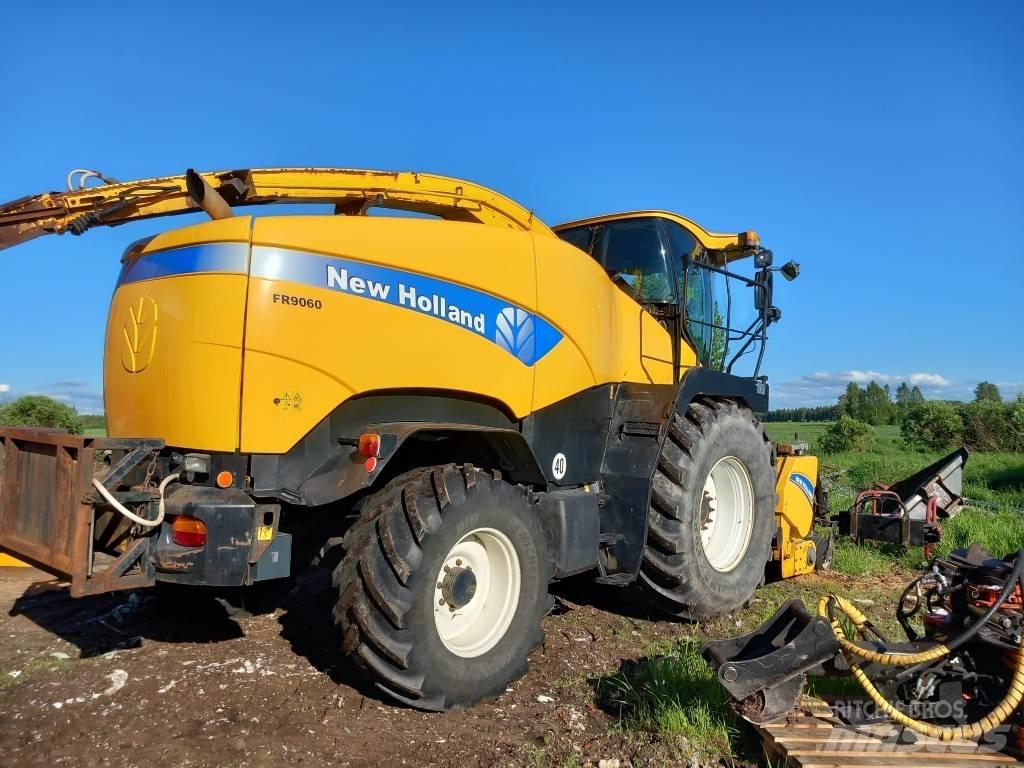 New Holland FR9060 자동 초지기계